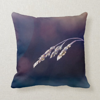 Coussin Herbe sur le pourpre -