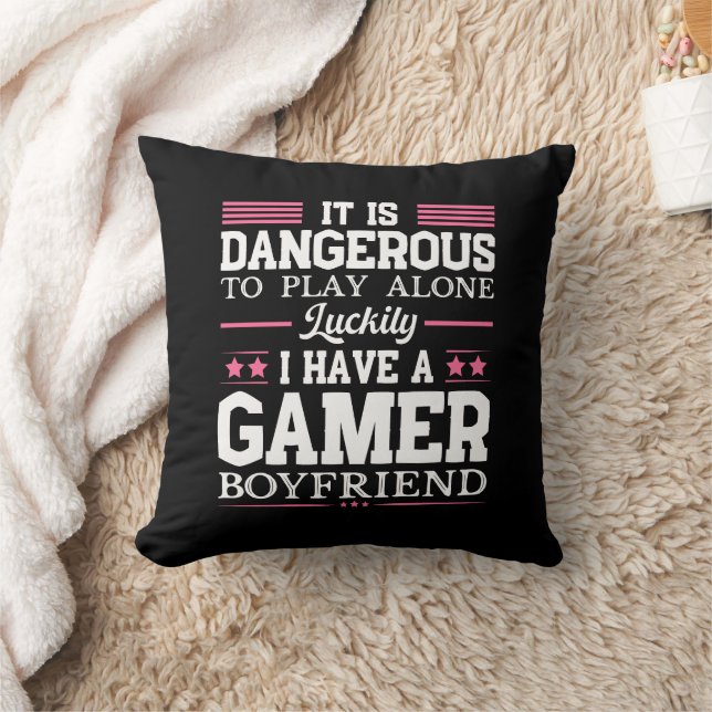 Coussin Heureusement, J'Ai Un Gamer Girlfriend Funny Coupl (Couverture)