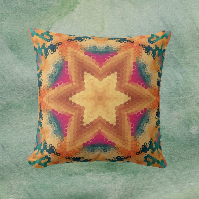 Coussin Hex Mandala Bleu orange et rose (Orange Blue and Pink Hexagon Mandala Throw Pillow by Wormhole Orbital)