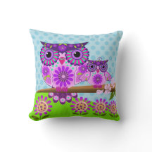 Hibou de flower power et son jeune hibou
