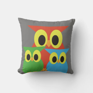 Coussin Hiboux rouges, verts et bleus