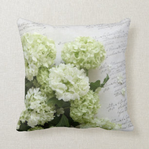 Coussin hydrangées blanches avec écriture de script coussi