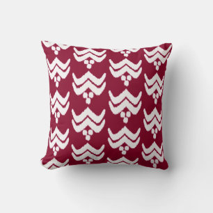 Coussin Ikat floral stylisé - bordeaux et blanc