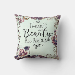 Coussin Il y a de la beauté tout autour des papillons et d