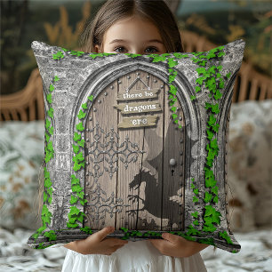 Coussin Il y a Dragons King Arthur Medieval Dragon Door