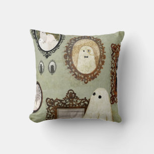 Coussin Il y a un fantôme dans la Galerie du Portrait
