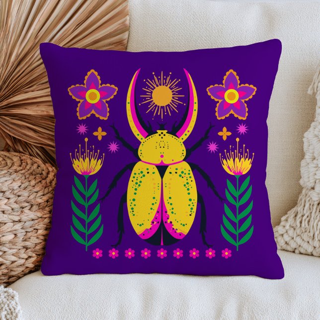 Coussin Illustration de coléoptère floral Bold Violet Bohè (Créateur téléchargé)