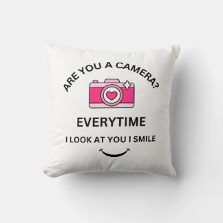 Coussin Image Perfect Love Pink Camera Design mignon GIft