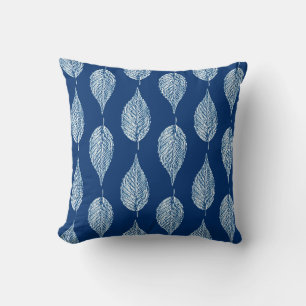 Coussin Impression de craie de feuille de hêtre, bleu coba