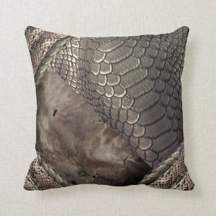 Coussin imprimé en cuir, et sertissage avec imprimé alliga