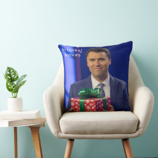 Coussin In Loving Memory: Charlie Kirk Christmas Pillow