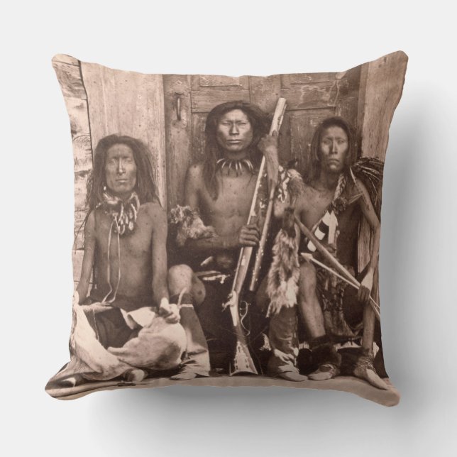 Coussin Indiens de Spokane, 1861 (photo de b/w) (Recto)