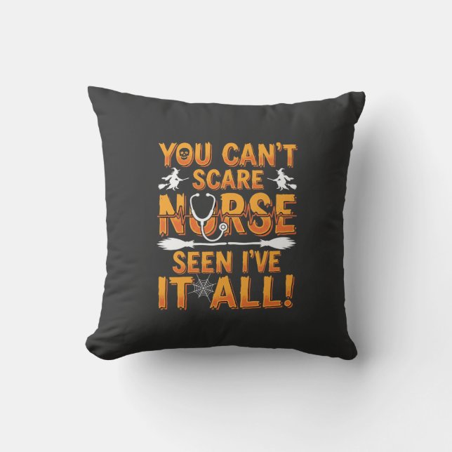 Coussin Infirmière d'Halloween a tout vu Design_1 (Recto)