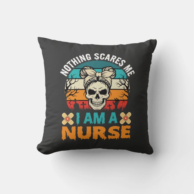Coussin Infirmière d'Halloween Rien ne me fait peur Crâne (Recto)