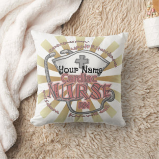 Coussin Infirmière en soins cardiaques