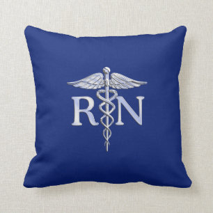 Coussin Infirmière inscrite RN Silver Caduceus sur Navy B
