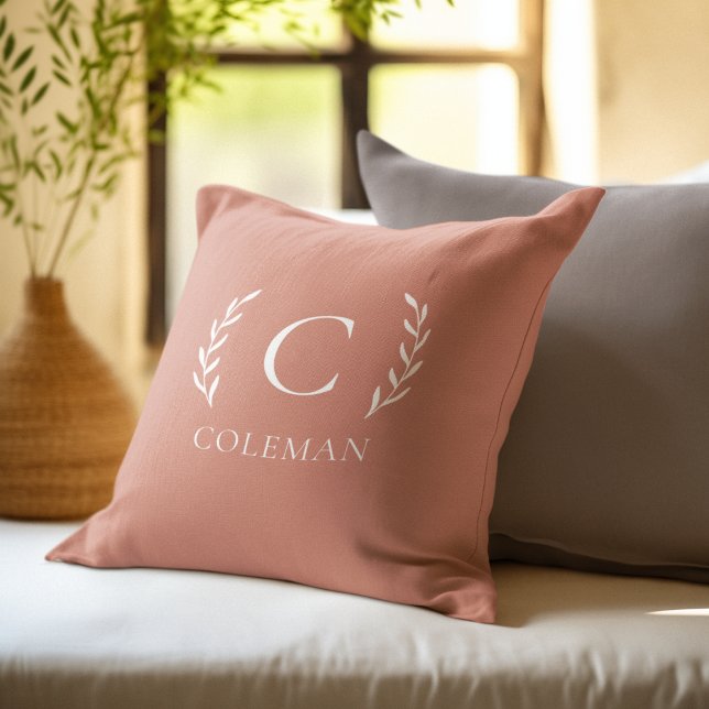Coussin Initiale Monogramme en Terracotta Rustique Intérie (Créateur téléchargé)