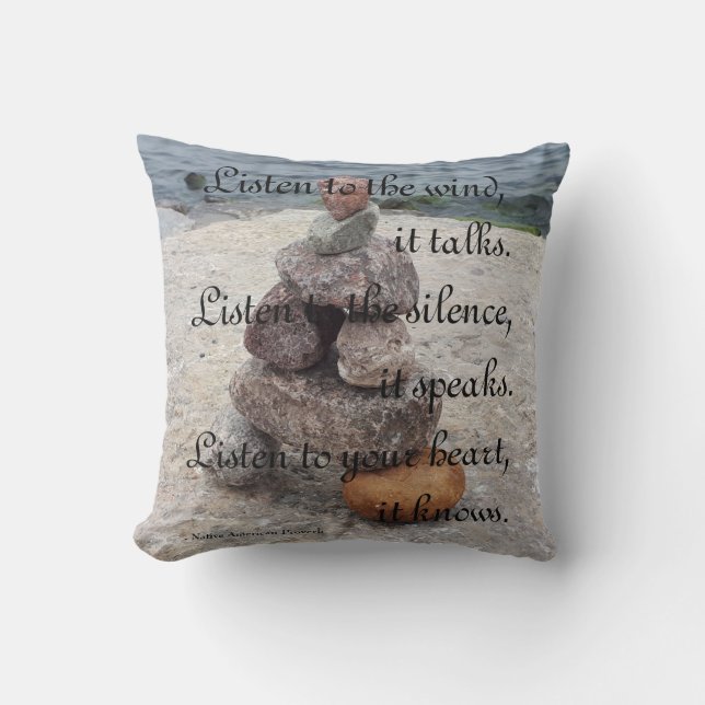 Coussin Inuksuk - pierres - zen de jardin - proverbe - (Recto)