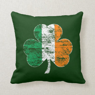 Coussin irlandais affligé de shamrock de drapeau