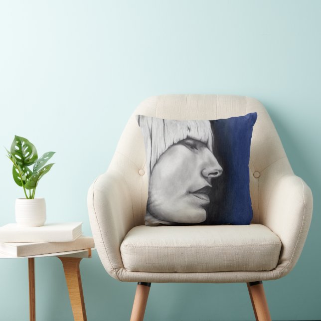 Coussin Isabel Blonde Woman Portrait Dessin original (Chaise)