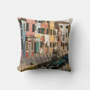 Coussin Italie, Burano. Maisons colorées de la ligne a