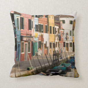 Coussin Italie, Burano. Maisons colorées de la ligne a
