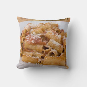 Coussin Italie, Positano. Assiette de rigatoni