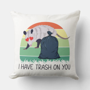 Coussin J'ai des ordures sur toi, drôle de mème possum