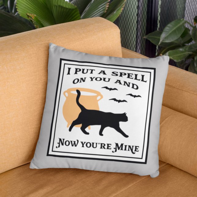 Coussin J'ai Jeté un Sortilège sur Vous Chat Noir d'Hallow (Créateur téléchargé)