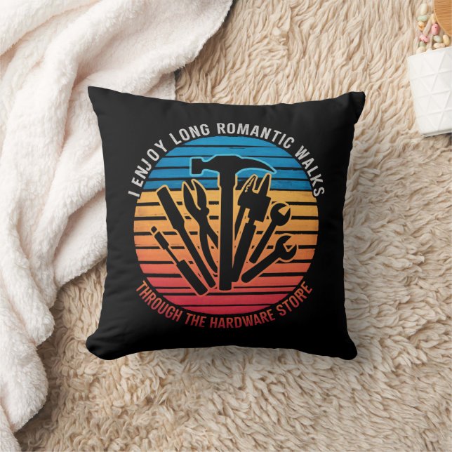 Coussin J'aime les longues promenades romantiques à traver (Couverture)