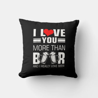 Coussin J'aime plus que la bière, style drôle et joueur