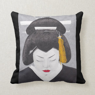 Coussin Japanese Woman Cushion
