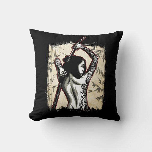 Coussin Japonaise Samurai fille tatouée femme guerrière (Recto)