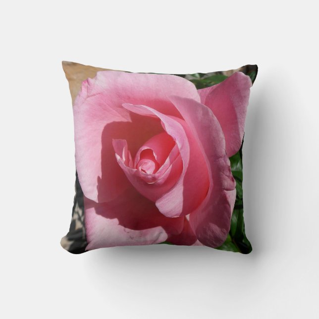 Coussin Jardin ensoleillé de roses roses floral (Recto)