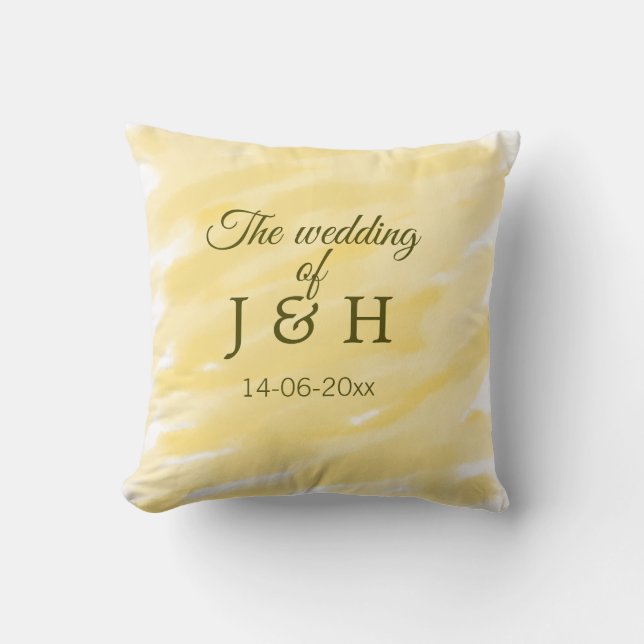 Coussin Jaune beurre pastel le mariage du nom du couple (Recto)