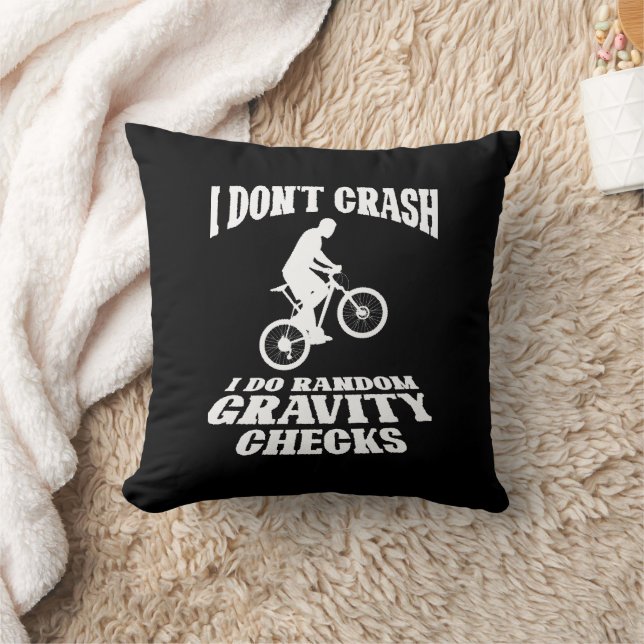 Coussin Je Fais Random Gravity Checks Off Road Bike Lovers (Couverture)