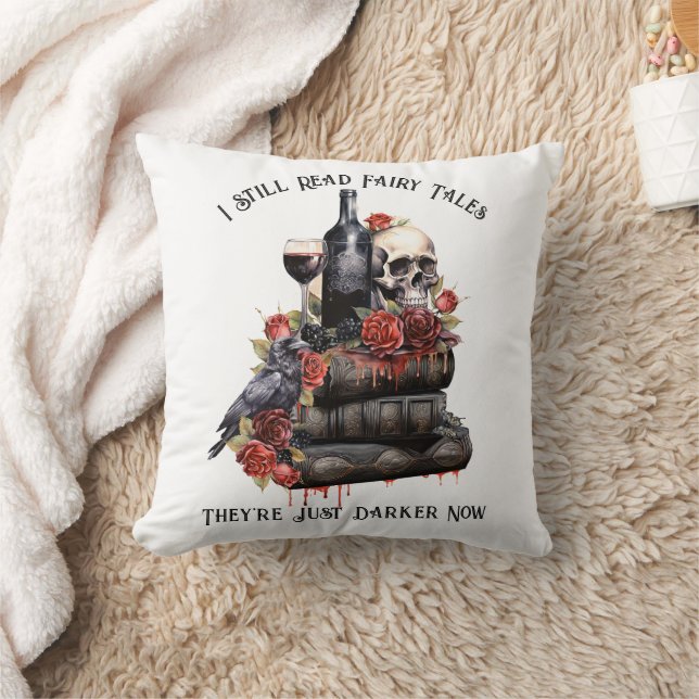 Coussin Je lis toujours des contes de fées, ils sont juste (Couverture)