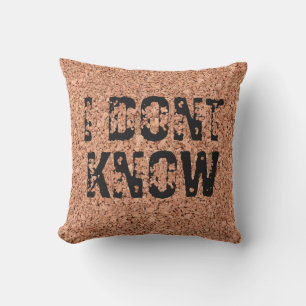 Coussin "Je ne sais pas ce que je fais" sur Cork Board