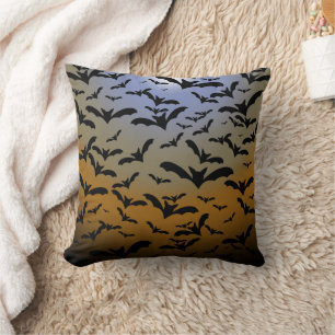 Coussin Je suis partie Batty pour les chauves-souris noire