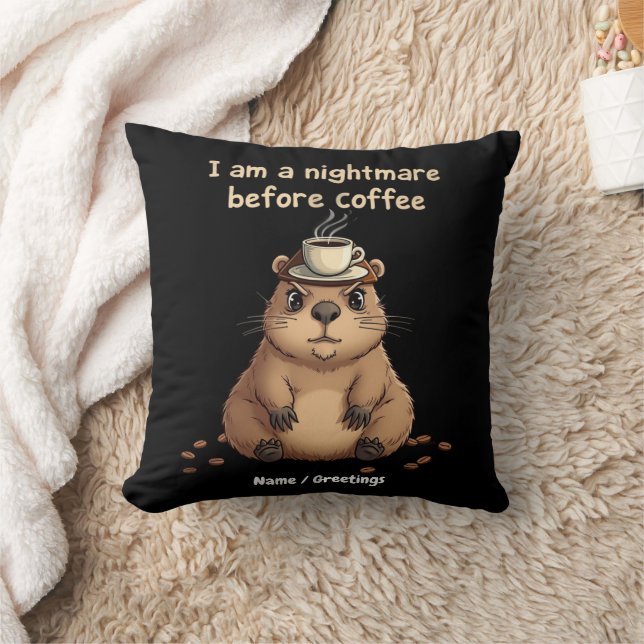 Coussin Je suis un cauchemar avant le café, devise des amo (Couverture)
