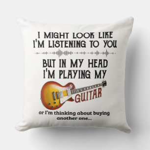 Coussin Je t'écoute, mais dans ma tête je joue