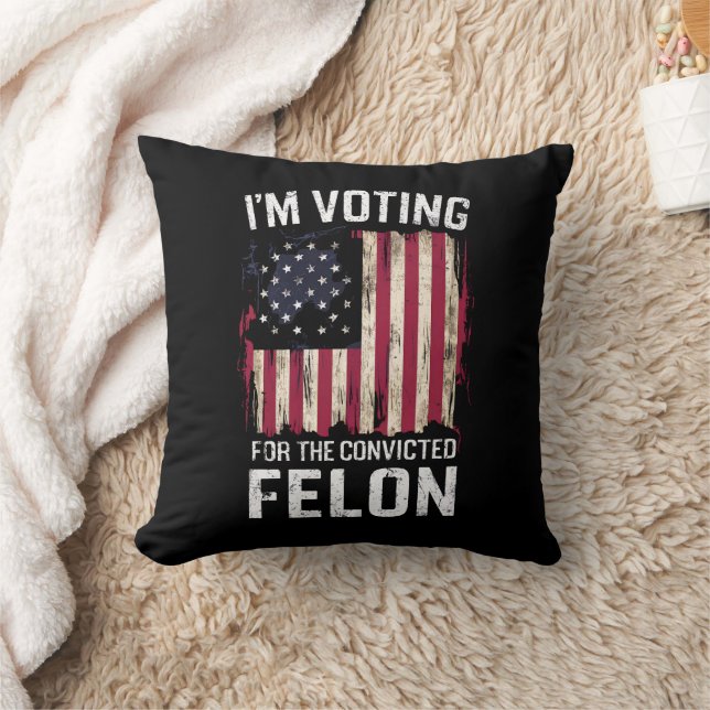 Coussin Je vote pour le condamné Felon Pro Trump 2024 (Couverture)