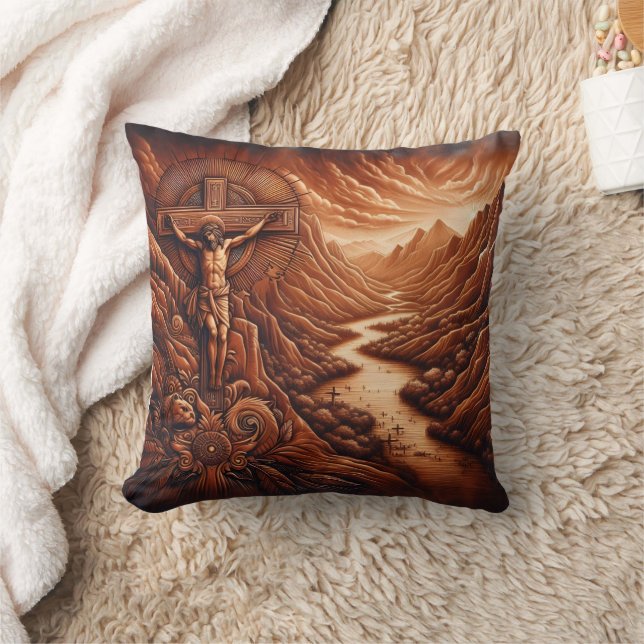 Coussin Jesus Crucifixy in Serene Mountain Landscape (Couverture)