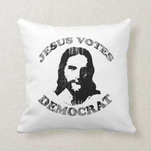 Coussin Jésus vote le démocrate Faded.png