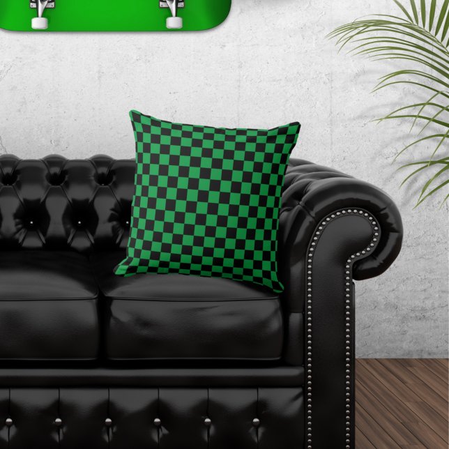 Coussin jeté à carreaux noir et vert (Créateur téléchargé)