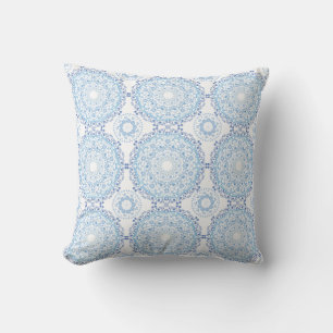 Coussin jeté à motif mandala bleu