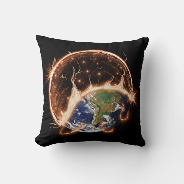 Coussin jeté fin du monde. (Recto)