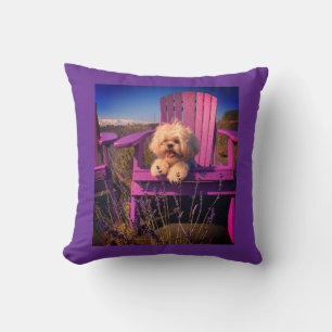 Coussin Jeune Shih Tzu joueur et heureux sourit parmi les