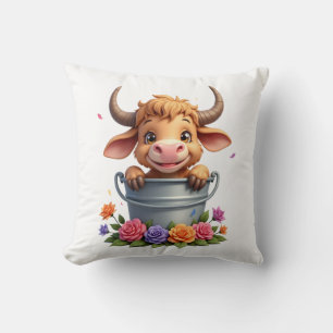 Coussin Joli bébé vache des Highlands avec des fleurs Veau