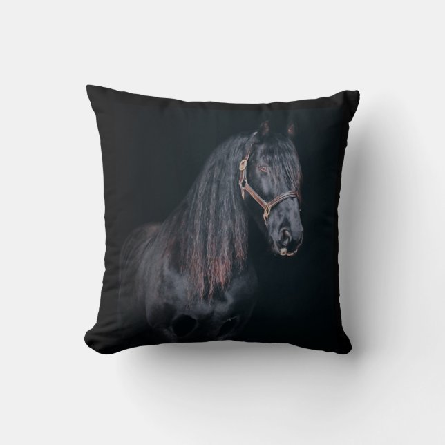 Coussin Joli cheval de poulain noir arrière - plan (Recto)
